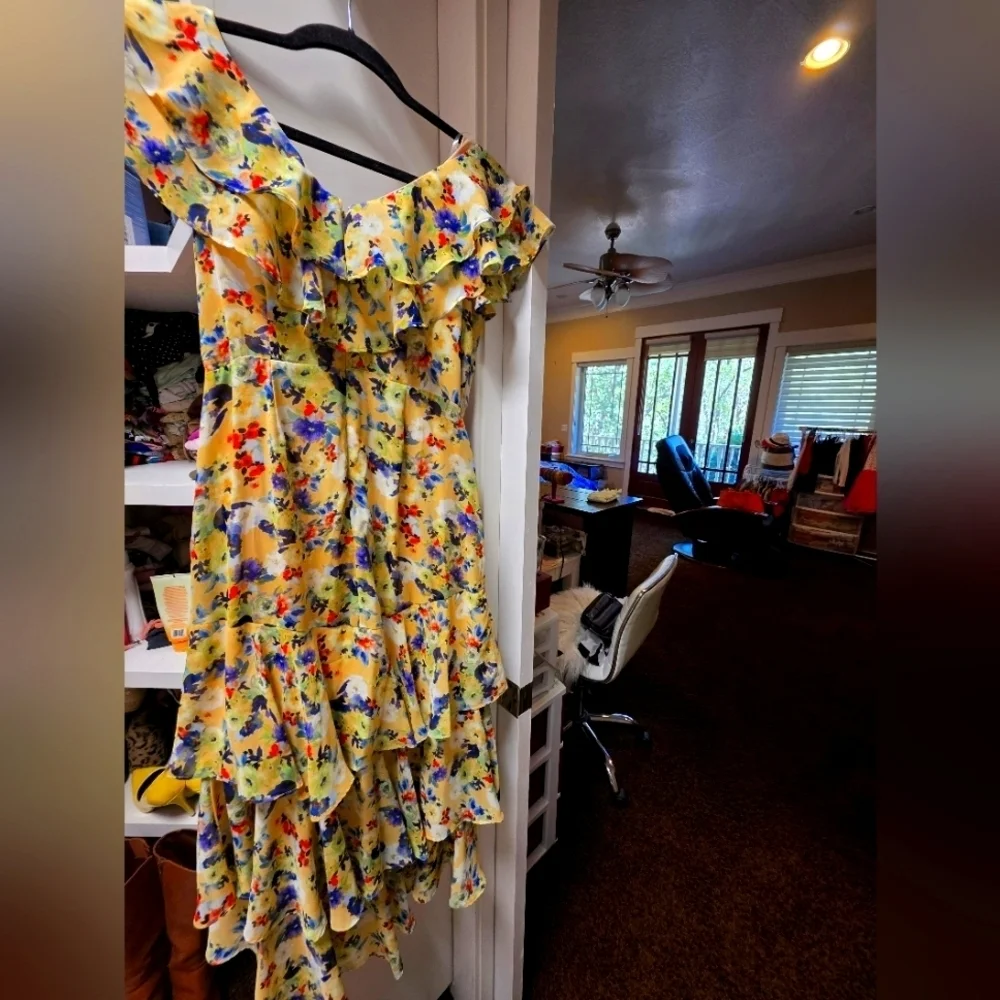 Floral Ruffle Dress - Picture 2 of 5